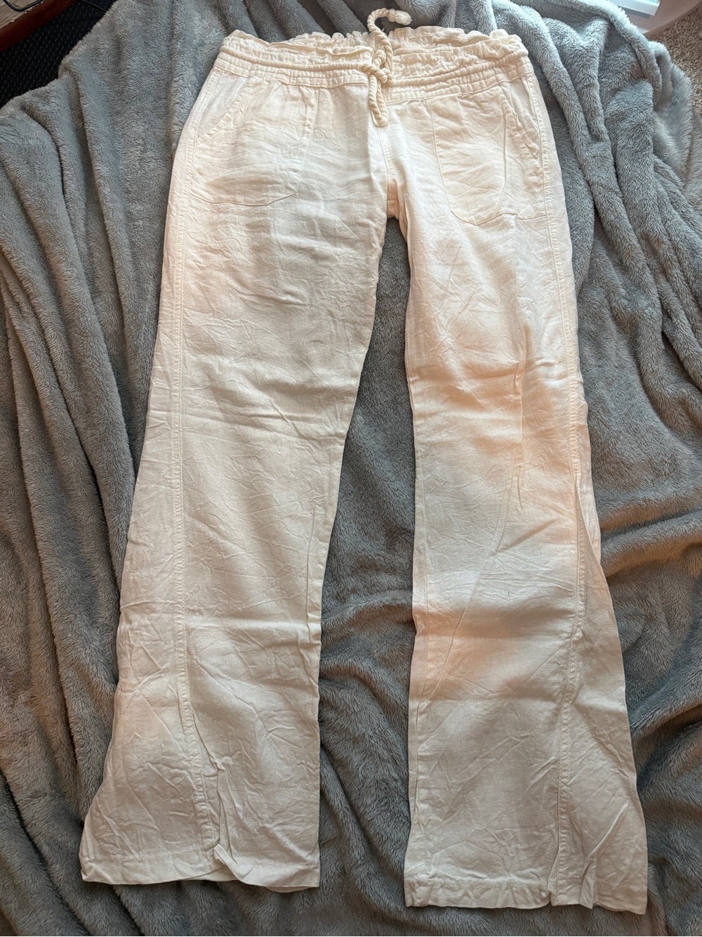 new Roxy pants - Picture 4 of 12